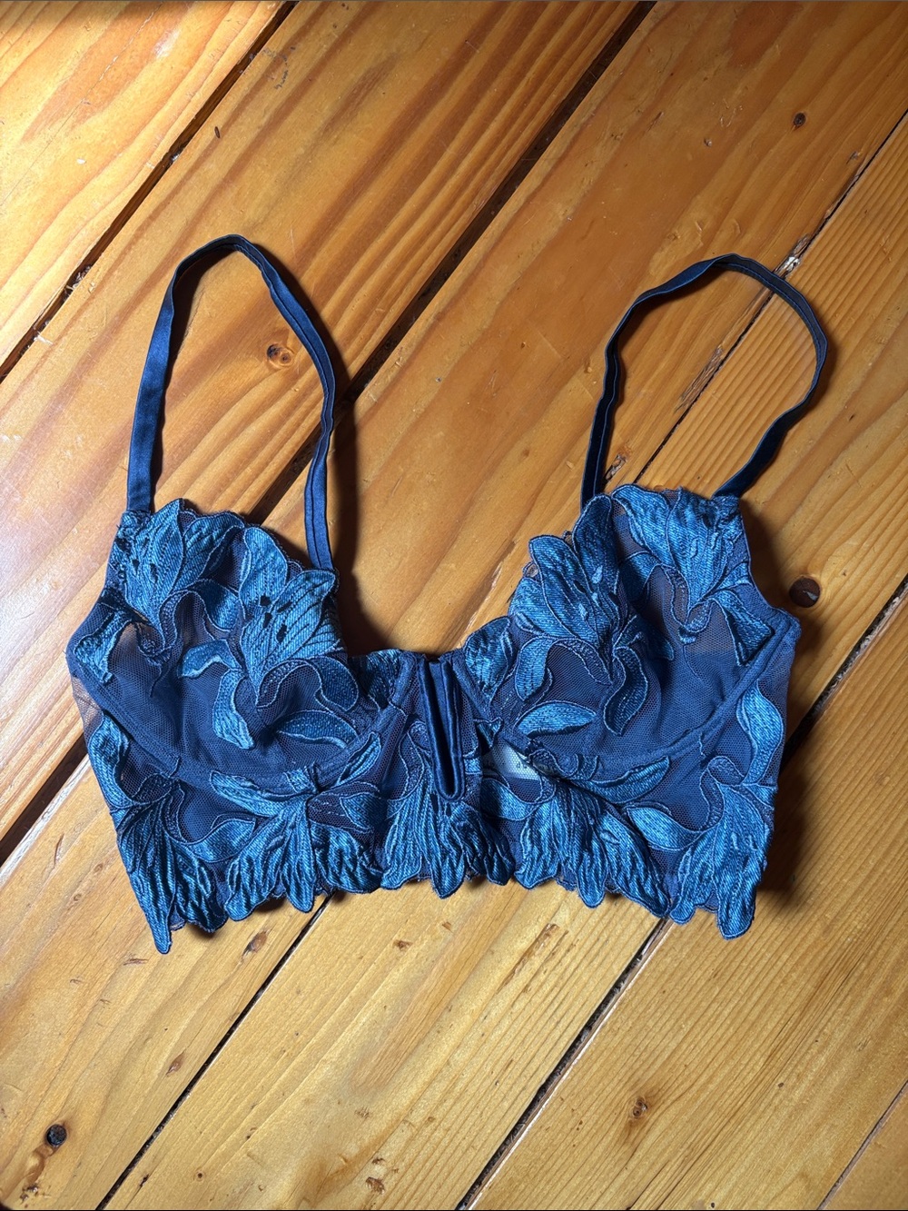 Fleur du Mal Lily Embroidery Longline Bra | 32C | Midnight Navy & Teal | NWOT